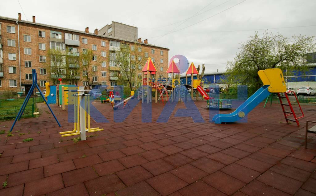 квартира г Красноярск р-н Свердловский ул Парашютная 74а фото 16