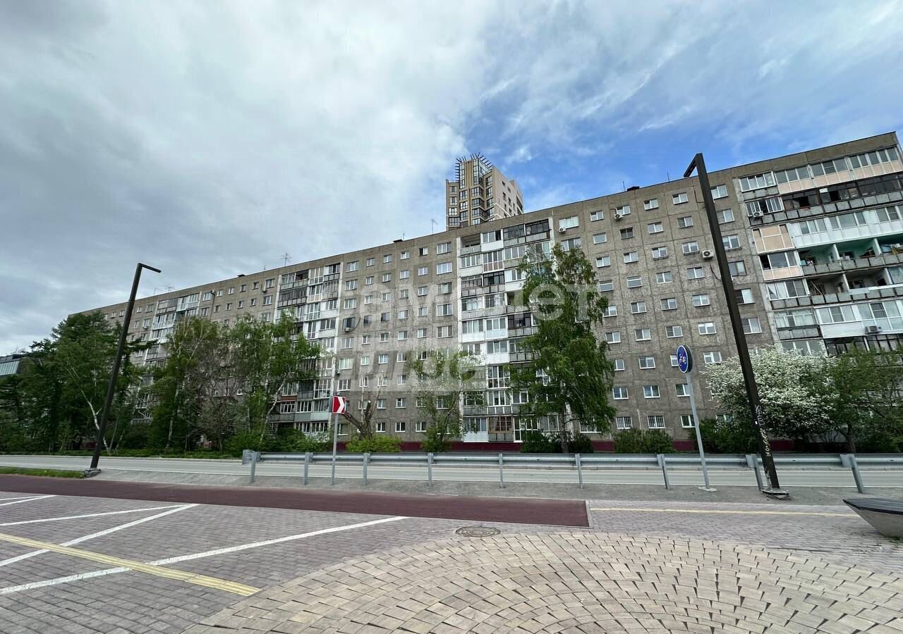 квартира г Омск р-н Центральный ул Чехова 3 фото 7