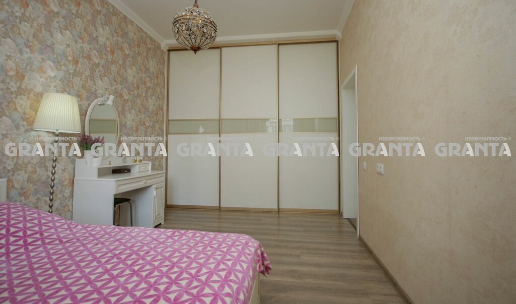 квартира г Красноярск р-н Центральный ул Обороны 2б фото 2