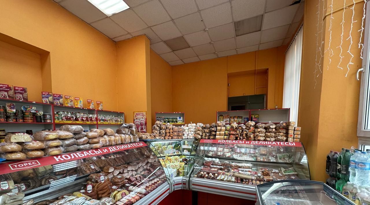 торговое помещение г Краснодар р-н Центральный ул. Горького, 100 фото 3