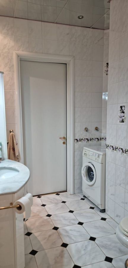 квартира г Омск р-н Центральный ул Учебная 90 фото 17