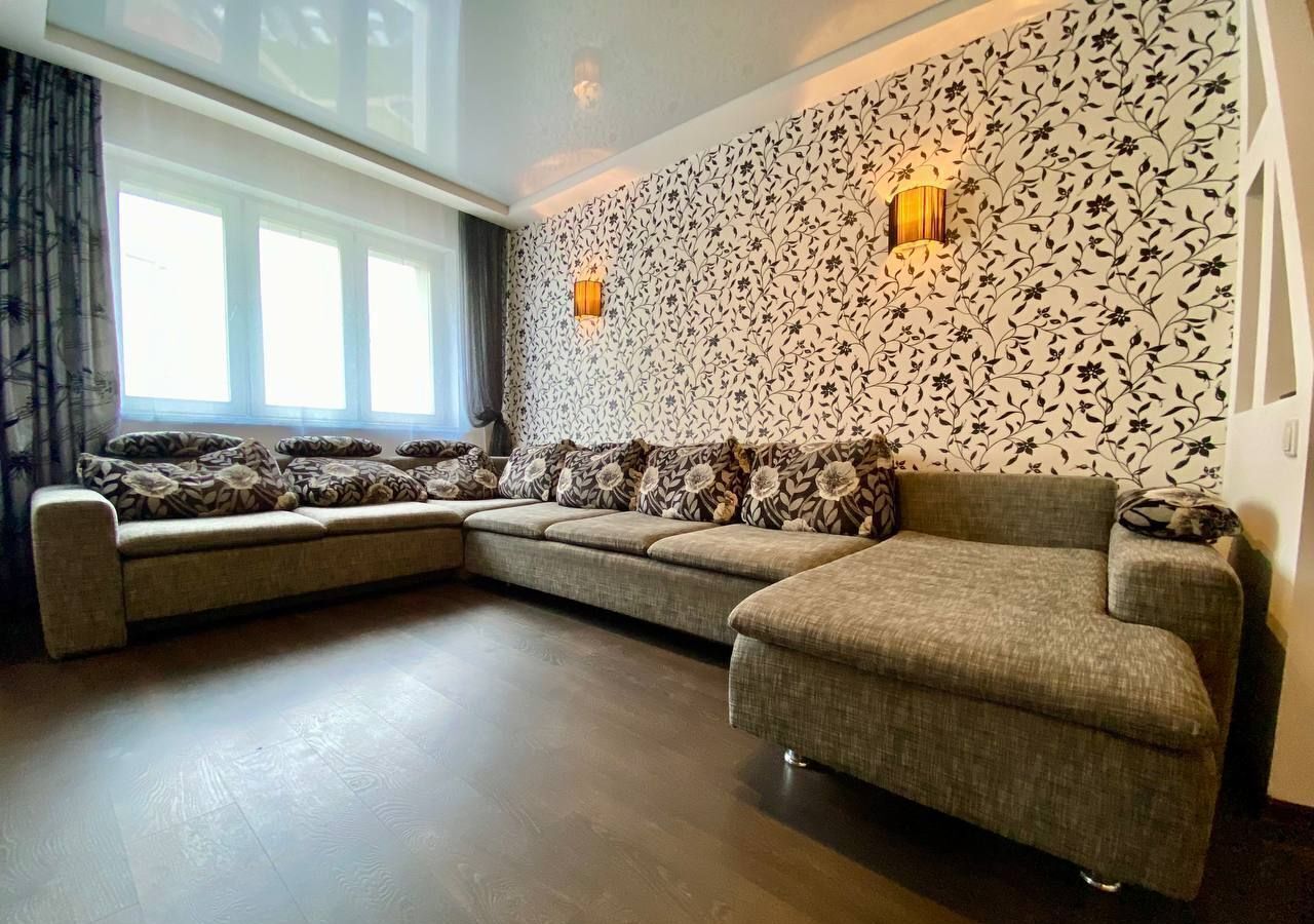 квартира г Красноярск р-н Советский ул Батурина 30к/4 мкр-н Взлётка фото 3