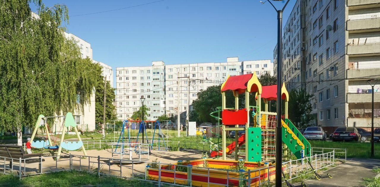 квартира г Старый Оскол ул Заводская 2б фото 12