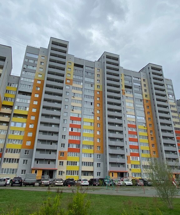квартира г Барнаул р-н Индустриальный ул Балтийская 96 фото 2