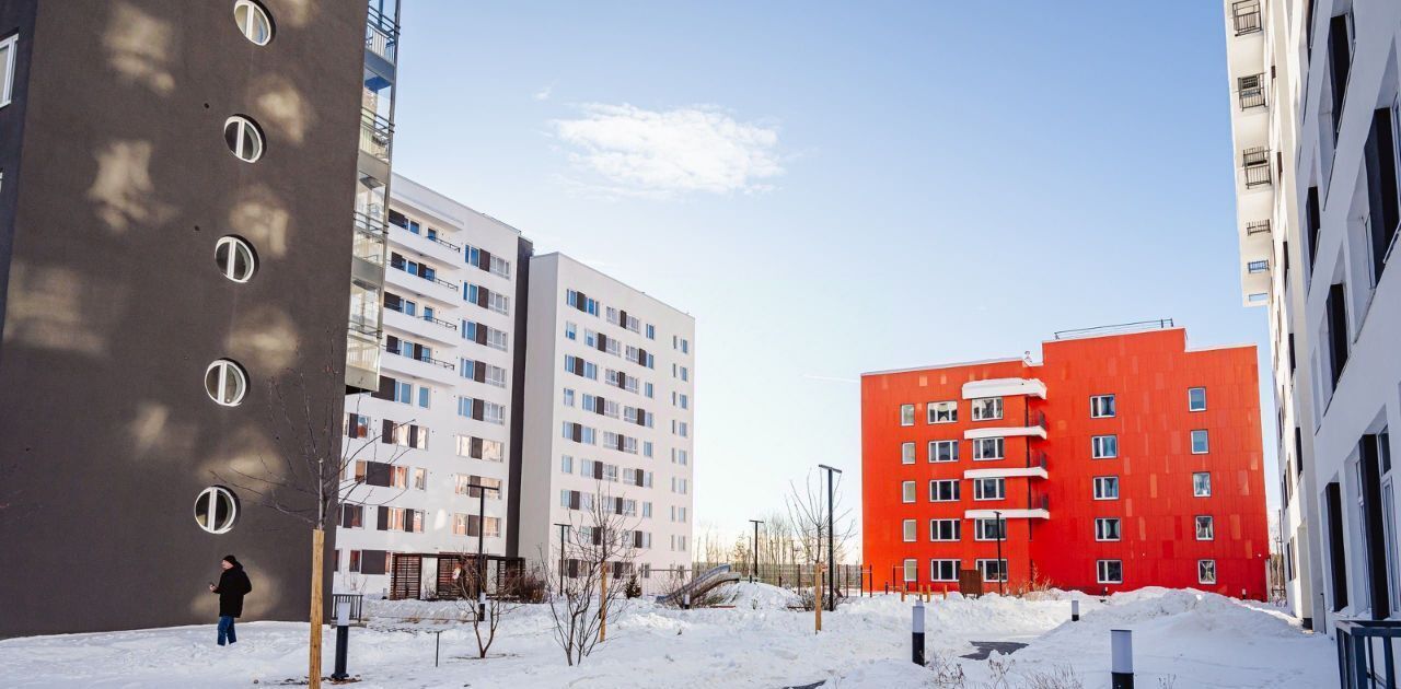 квартира г Екатеринбург Чкаловская ул Академика Ландау 47/2 фото 4