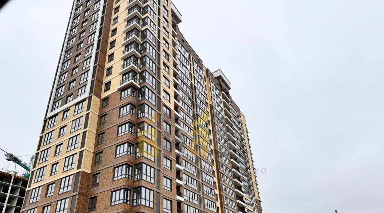 квартира г Астрахань р-н Советский ул Ахшарумова 29 ЖК «Центральный» фото 7