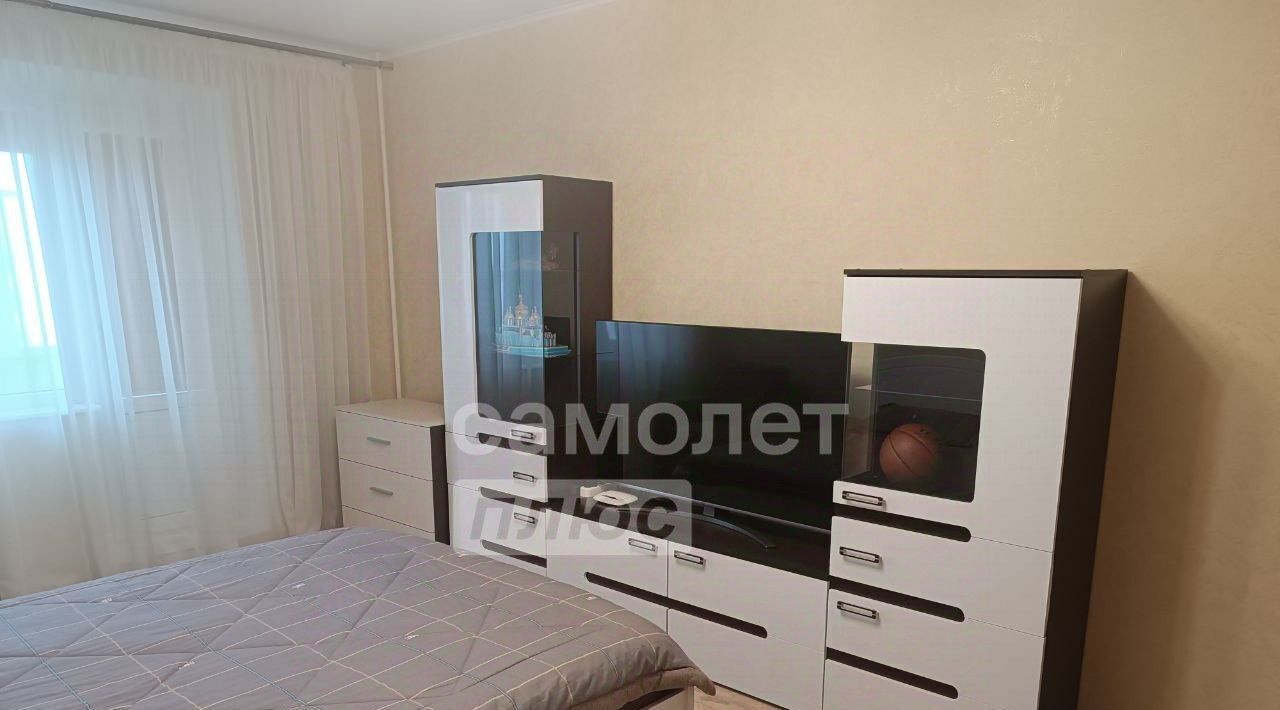 квартира г Курск р-н Центральный пр-кт Вячеслава Клыкова 73 фото 1