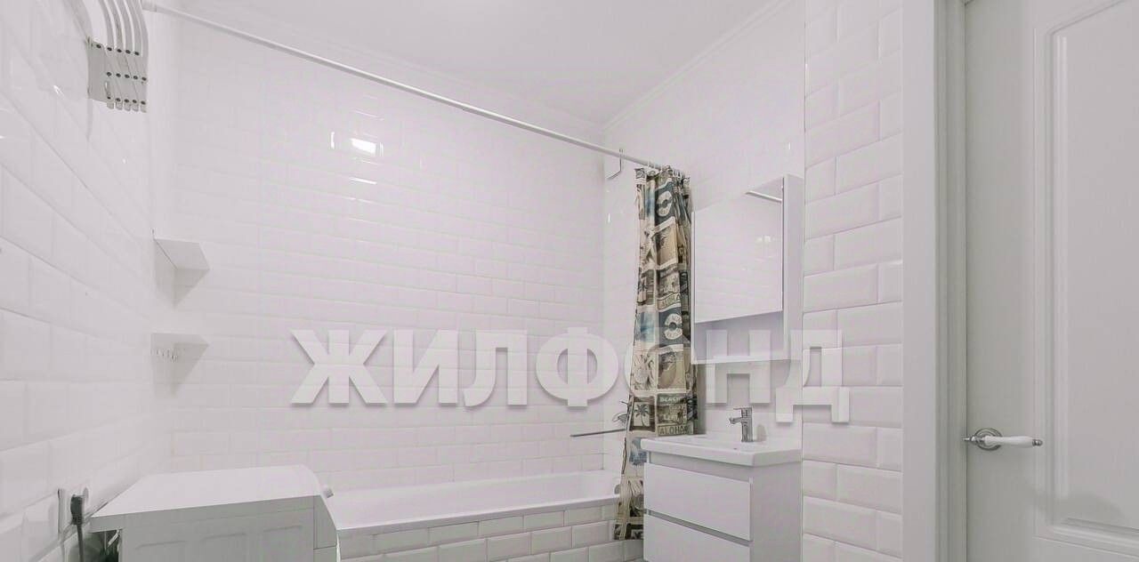 квартира г Новосибирск р-н Кировский Студенческая ул Александра Чистякова 22/1 фото 12