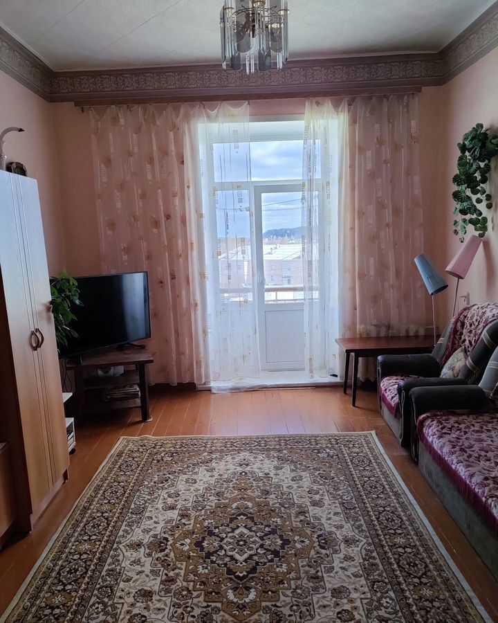 квартира г Алапаевск п Асбестовский ул Садовая 24 Асбест фото 1