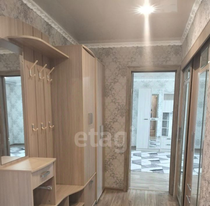 квартира г Белогорск ул Серышева 12 фото 1