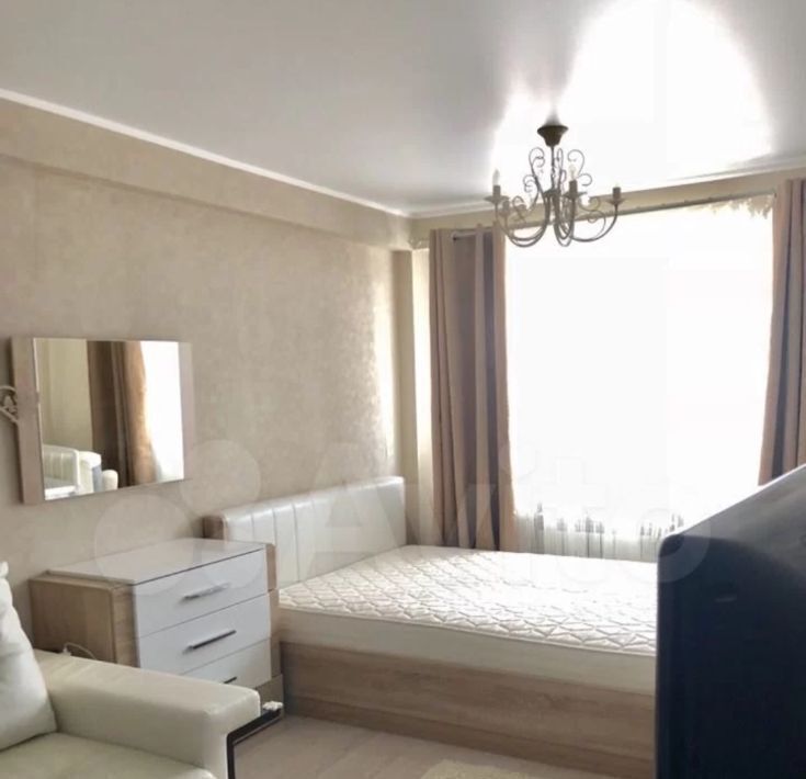 квартира г Набережные Челны р-н Центральный ул Раскольникова 65а фото 3