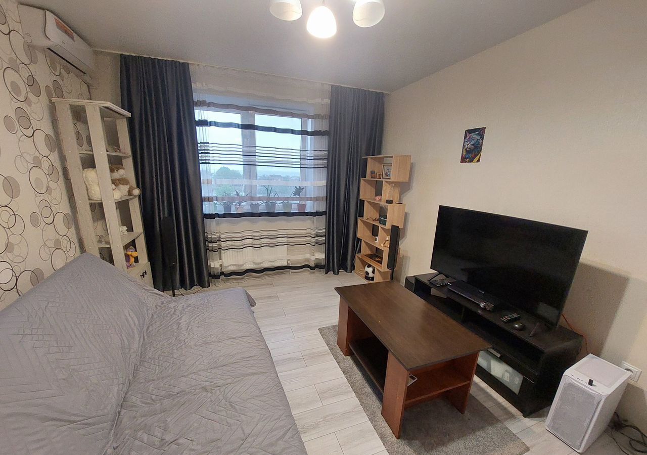 квартира р-н Ейский г Ейск ул Красная 35/2 фото 1