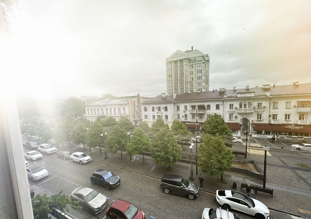 квартира г Новороссийск р-н Центральный ул Новороссийской Республики 8 фото 2