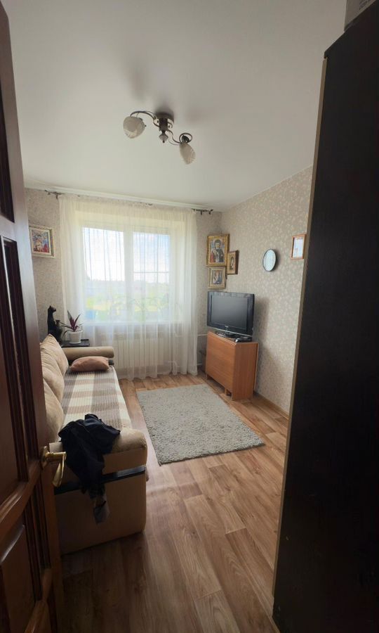 квартира г Волгоград р-н Дзержинский ул. Строителей, 7 фото 4