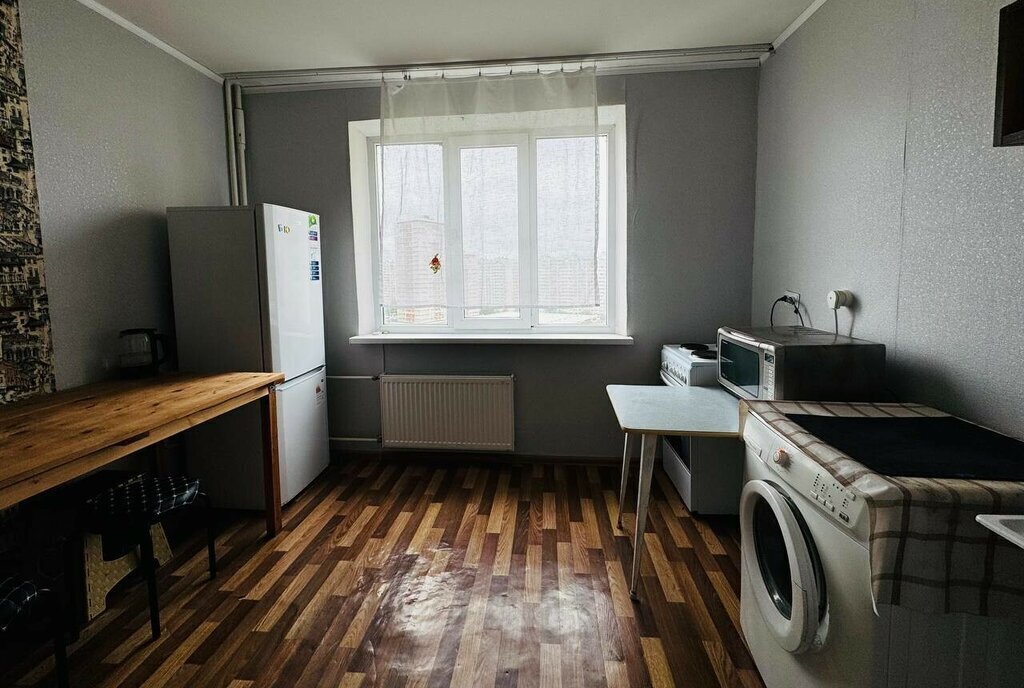 квартира г Краснодар пр-кт им. писателя Знаменского 9к/1 фото 2