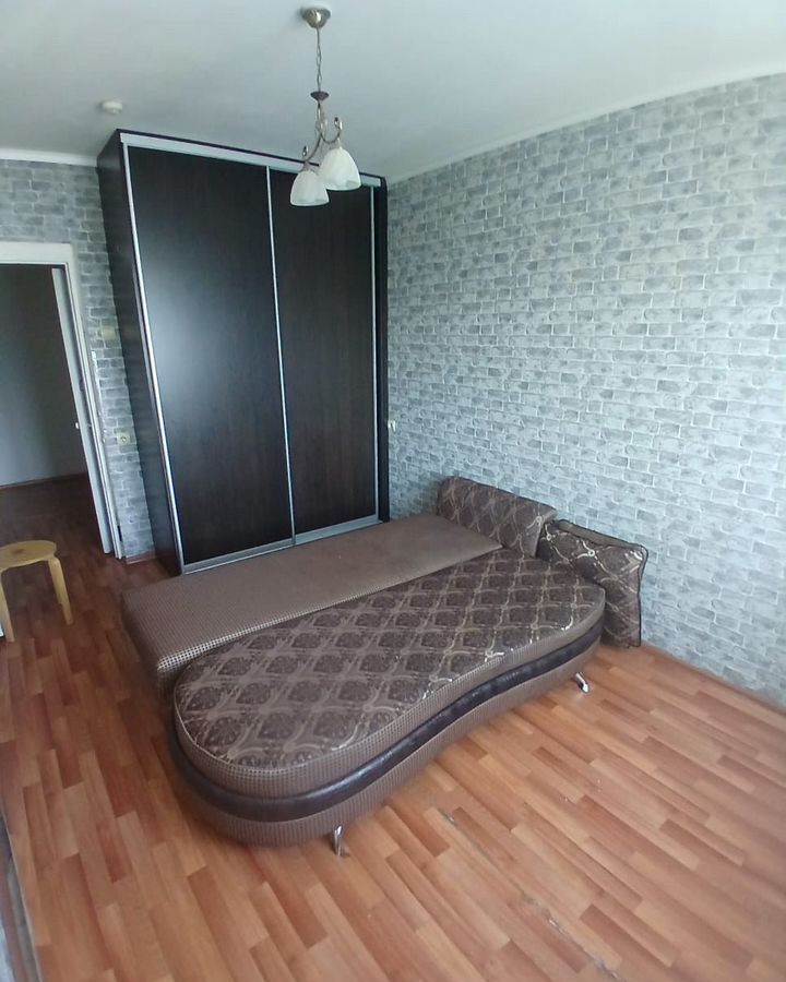 квартира г Омск р-н Центральный ул Арнольда Нейбута 98 фото 6