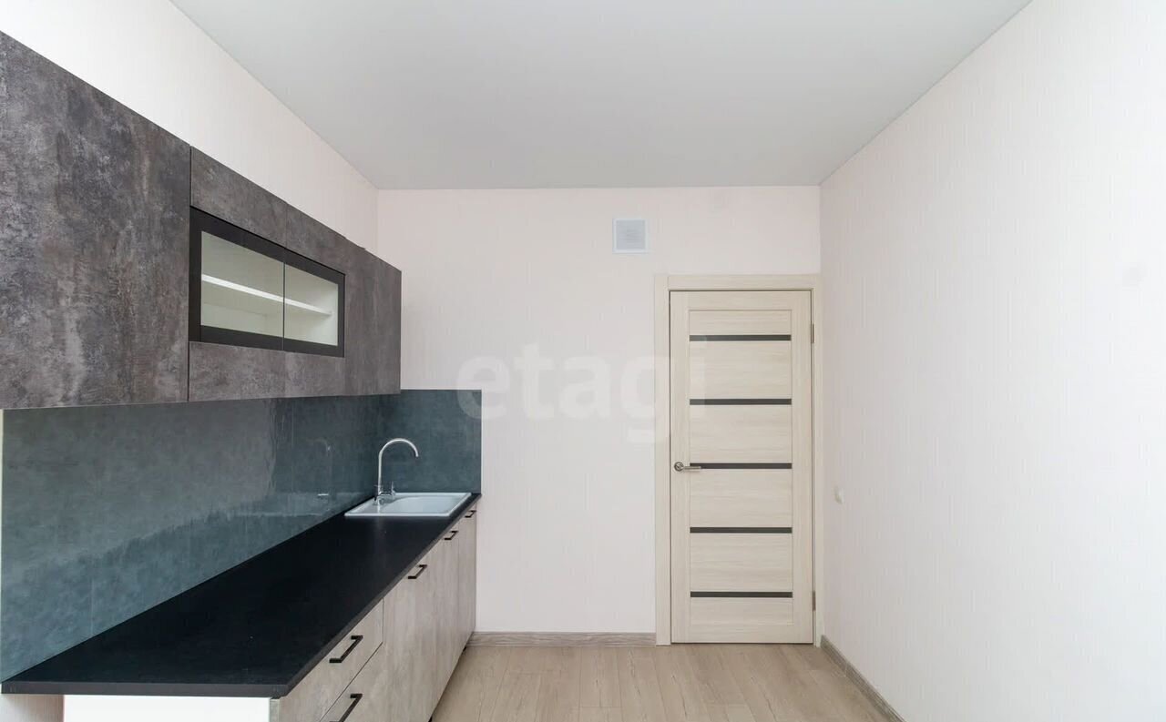 квартира г Тюмень р-н Ленинский ул Героев космоса 13к/1 фото 3