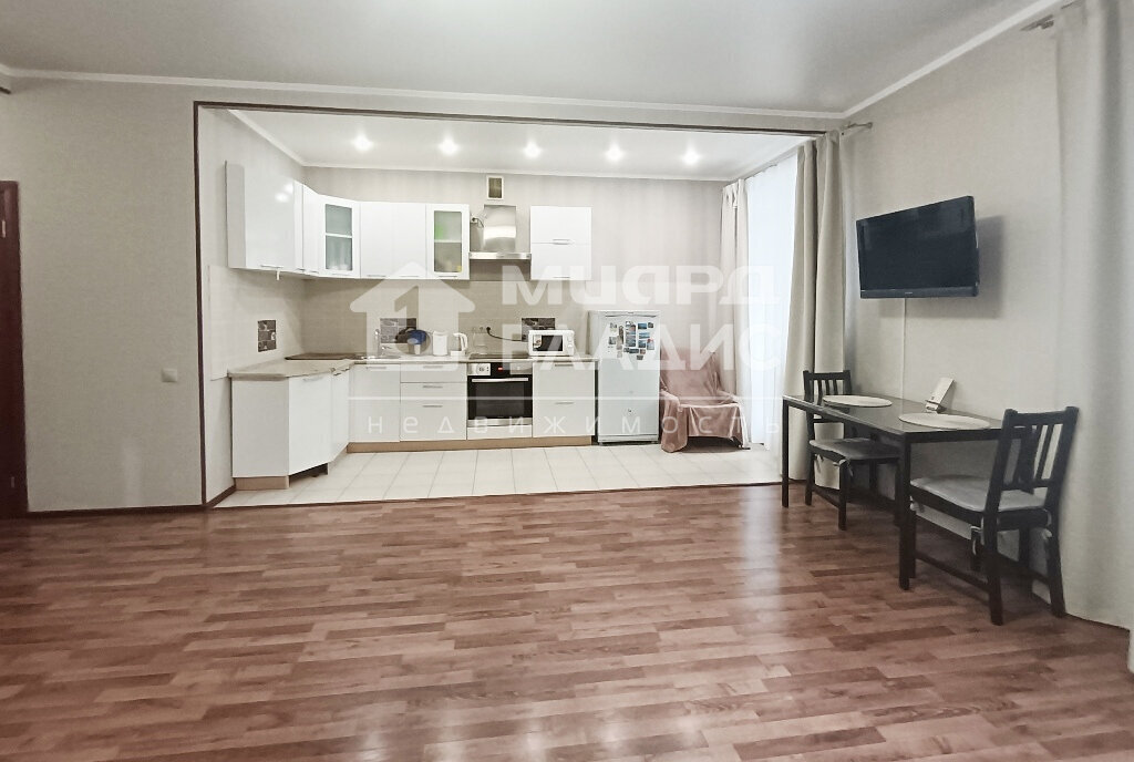 квартира г Омск ул Перелета 32 фото 4