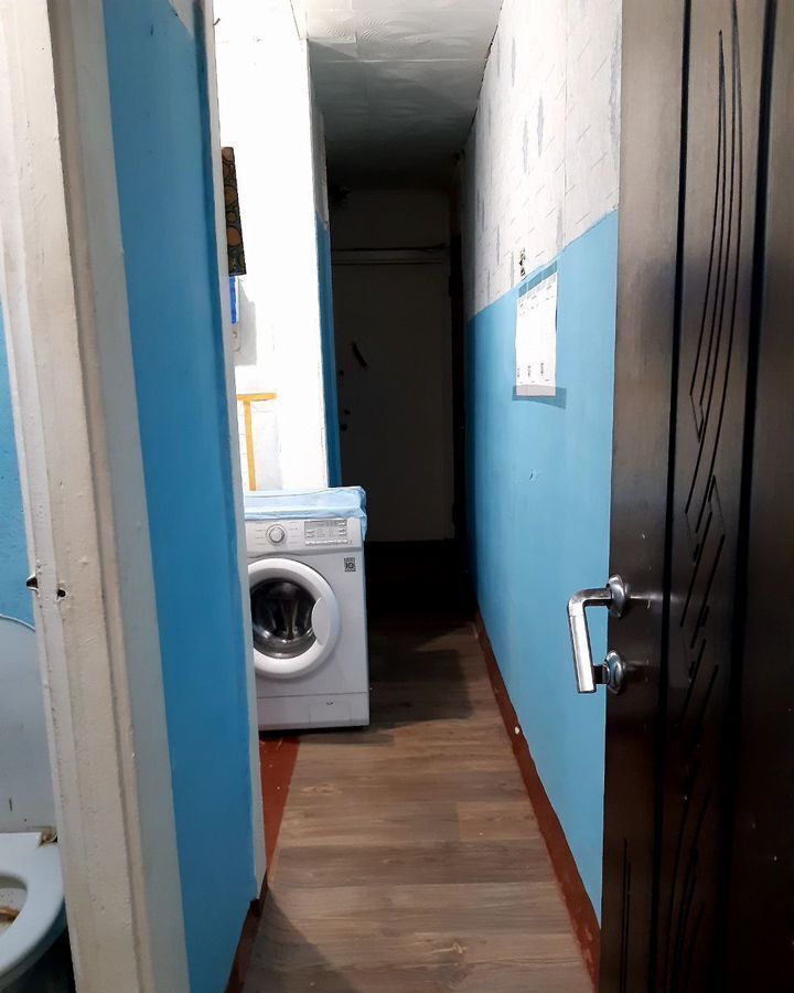 комната г Омск р-н Центральный ул 10 лет Октября 141 фото 9
