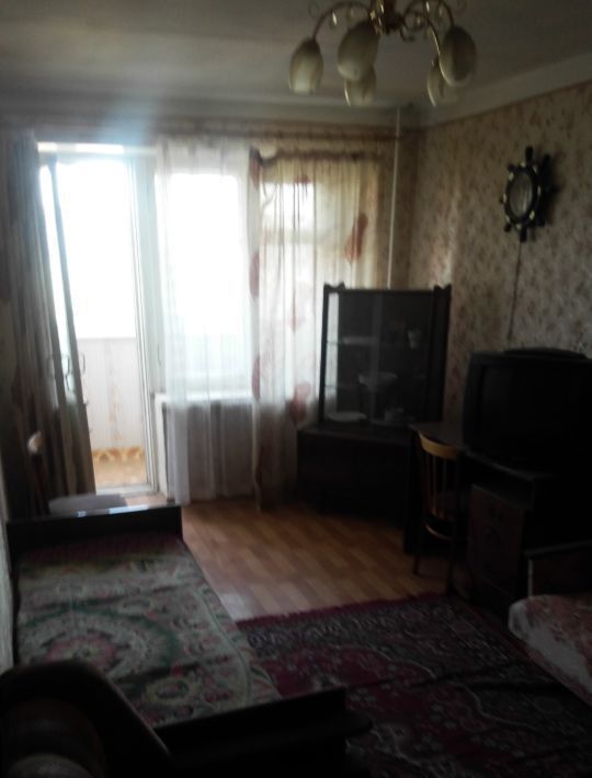 квартира г Саратов р-н Кировский ул им Кутякова И.С. 63 фото 6