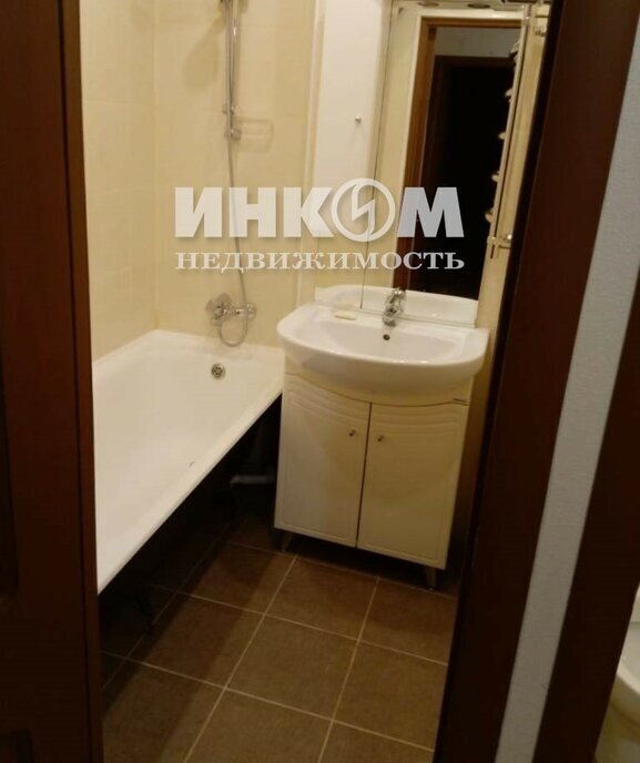 квартира г Москва метро Римская ул Волочаевская 14к/1 фото 11