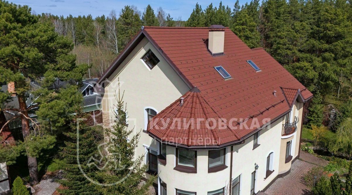 дом г Каменск-Уральский Синарский ул Сосновая 15а фото 3