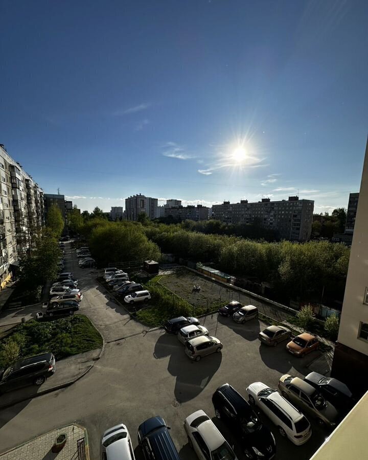 квартира г Новосибирск Золотая Нива ул Учительская 9 фото 2