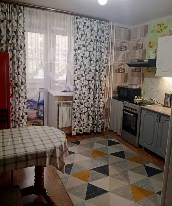 квартира г Тобольск 73А, 10-й микрорайон фото 1