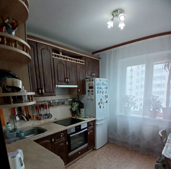 квартира г Омск р-н Кировский ул Димитрова 67к/1 фото 13