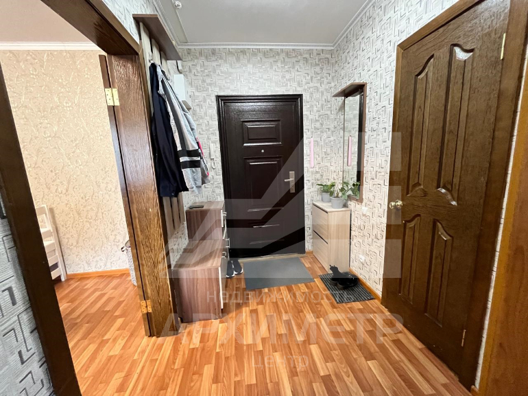 квартира г Курск р-н Центральный пр-т В. Клыкова, д. 85 фото 3
