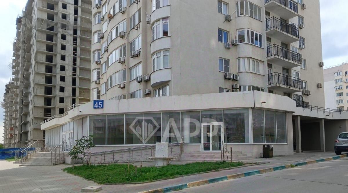 торговое помещение г Новороссийск р-н Южный 15-й микрорайон фото 1