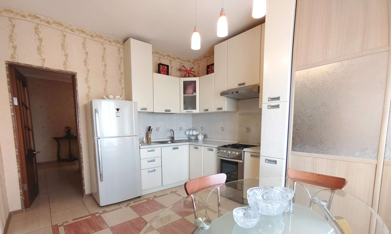 квартира г Батайск ул Кирова 28 фото 1