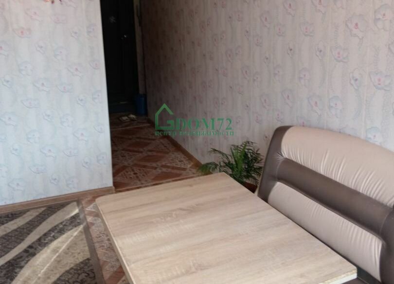 квартира г Тобольск мкр 7а 7 фото 2