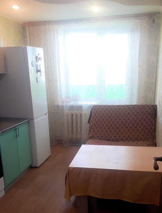 квартира г Саратов р-н Кировский ул им Батавина П.Ф. 12 фото 3