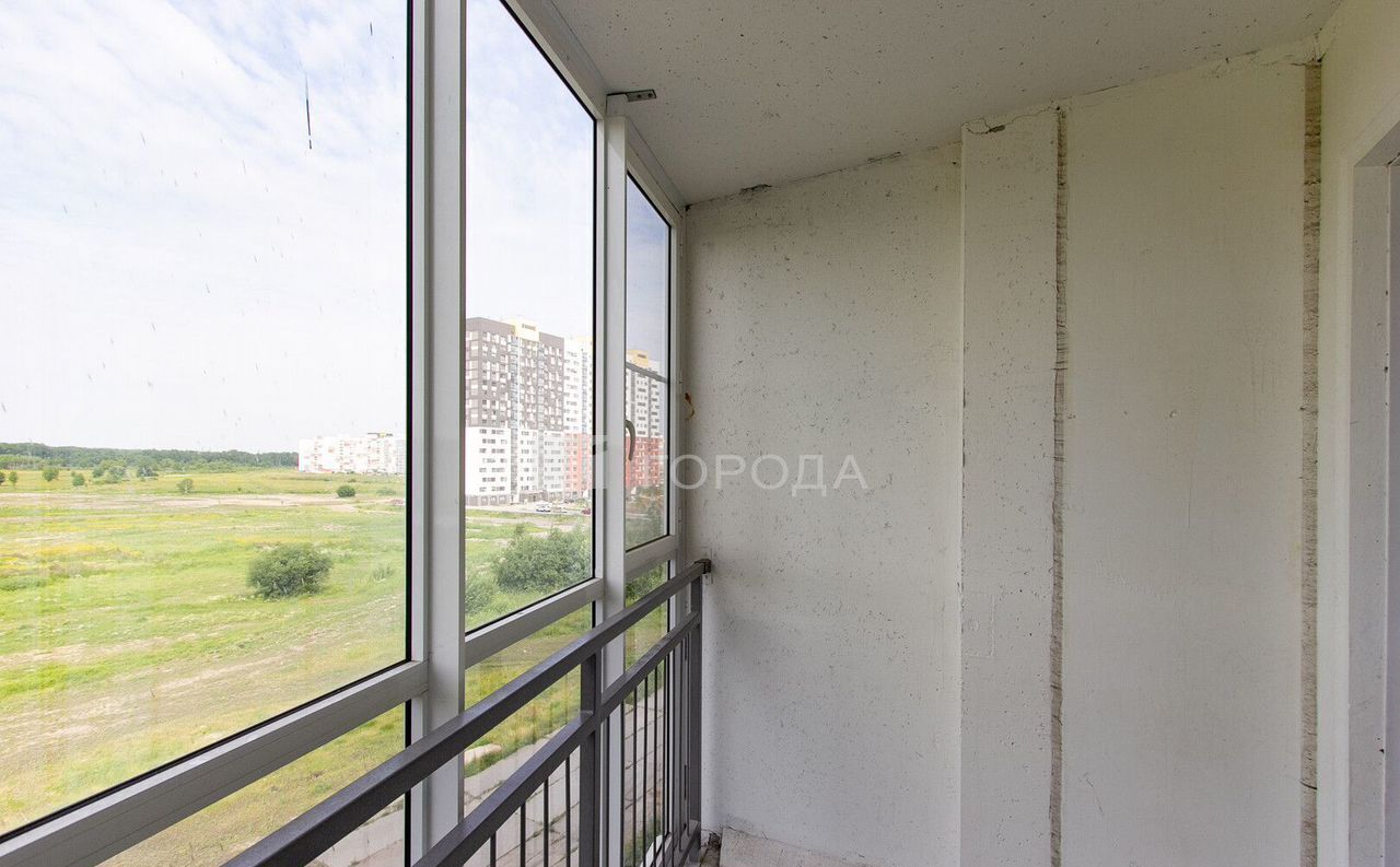 квартира г Новосибирск р-н Ленинский ул Титова 257/2 фото 16