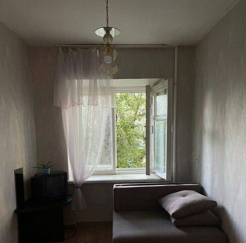 комната р-н Орджоникидзевский Уралмаш ул Лукиных 18а фото