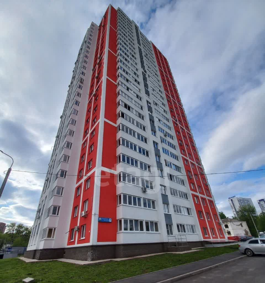 квартира г Уфа р-н Калининский Черниковка ул Коммунаров 7 фото 1