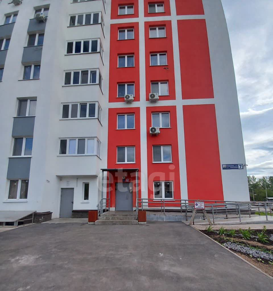 квартира г Уфа р-н Калининский Черниковка ул Коммунаров 7 фото 3