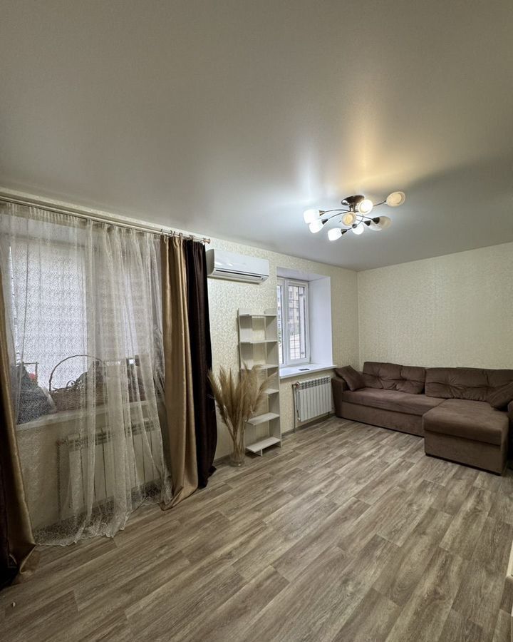 квартира г Саратов р-н Заводской ул им Николая Чихарева 10д ЖК «Радуга» фото 3
