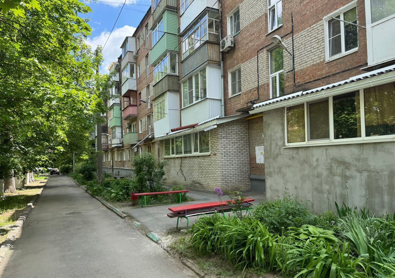 квартира г Таганрог Восточный ул Пальмиро Тольятти 8 фото 3