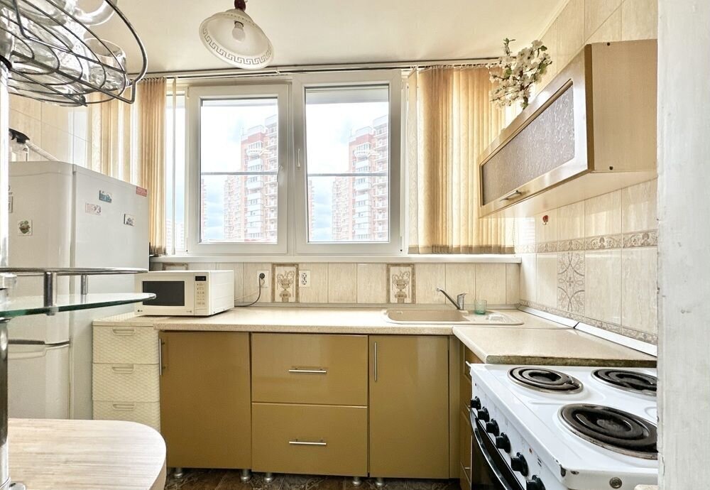 квартира г Краснодар р-н Прикубанский ул Кореновская 61 фото 1
