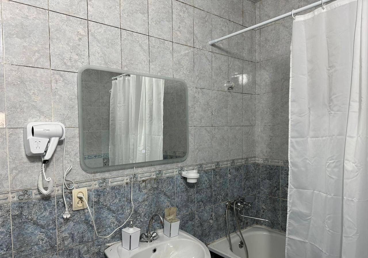 общепит, отдых г Карачаевск кп Домбай ул Карачаевская 14 Теберда фото 17