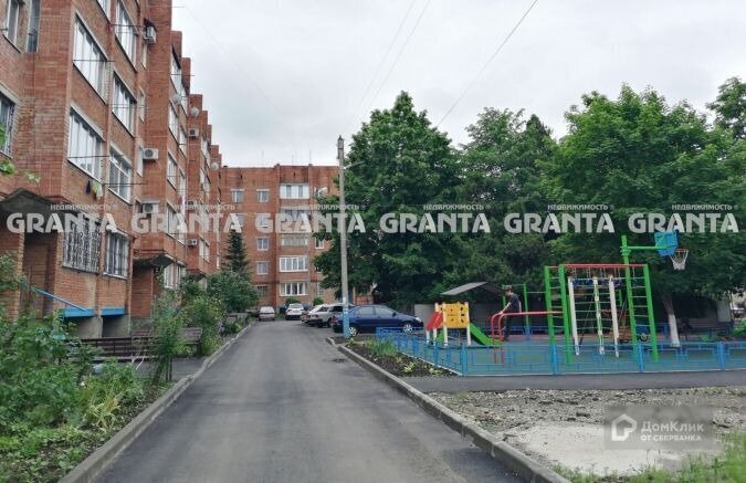 квартира г Майкоп ул Коммунаров 13 фото 2