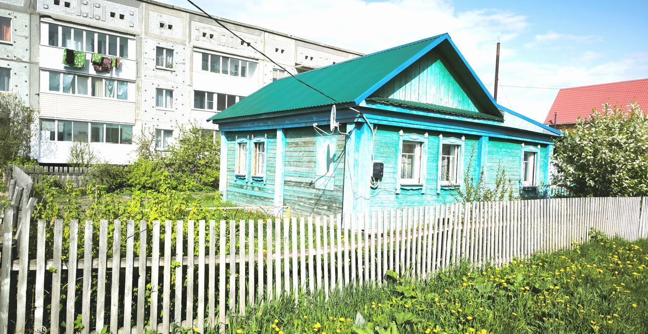 дом р-н Тарский г Тара ул Заречная Тарское городское поселение фото 2