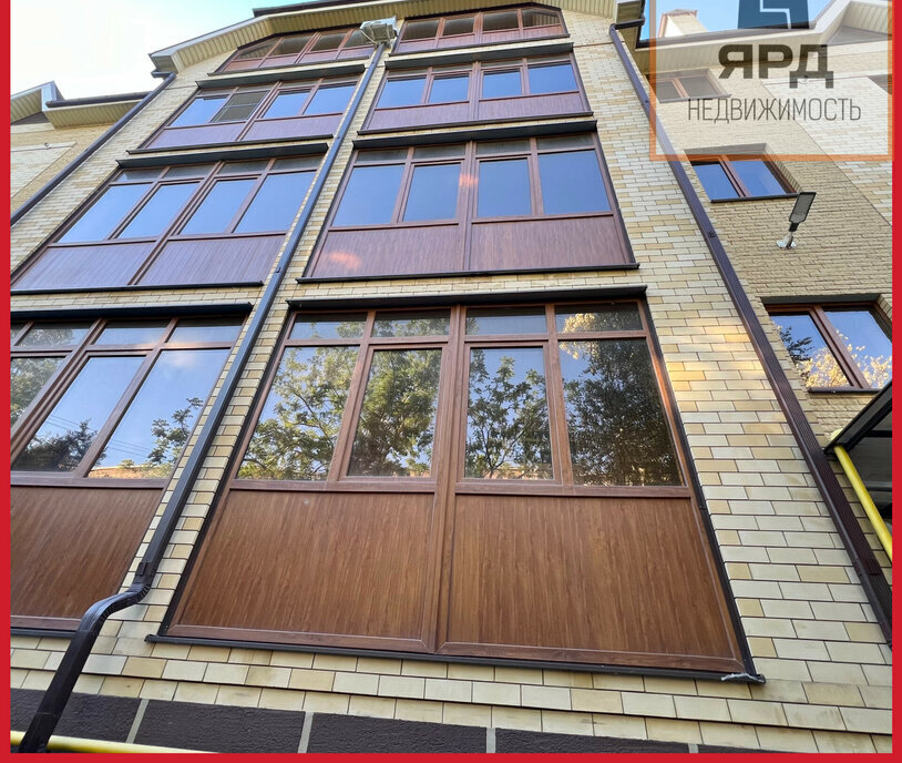 квартира г Таганрог ул Лизы Чайкиной 320 фото 1
