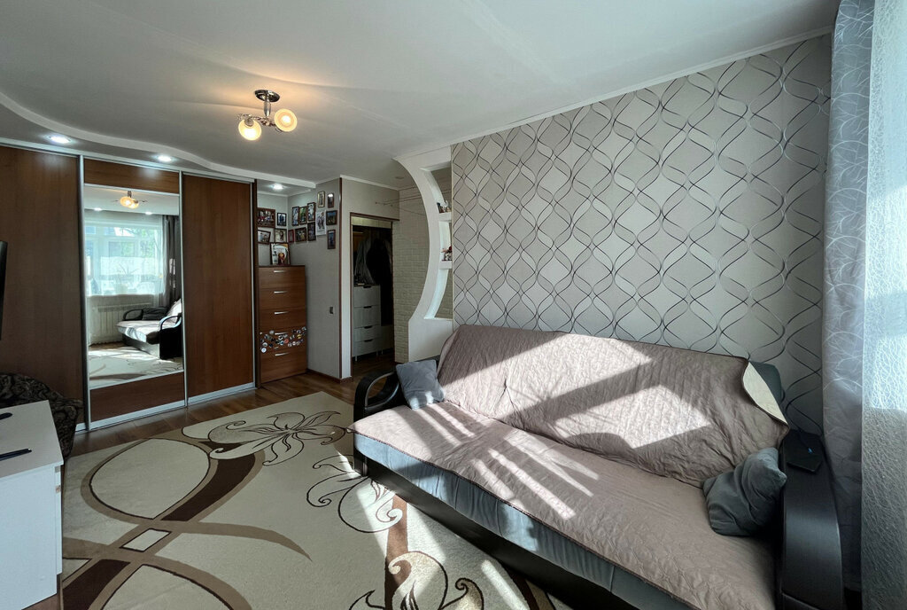 квартира г Ирбит ул Розы Люксембург 29а фото 2