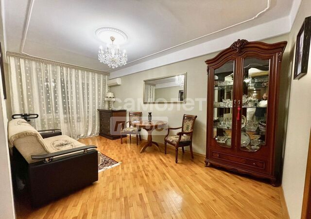 р-н Кировский ул 1-я Радужная 10б фото
