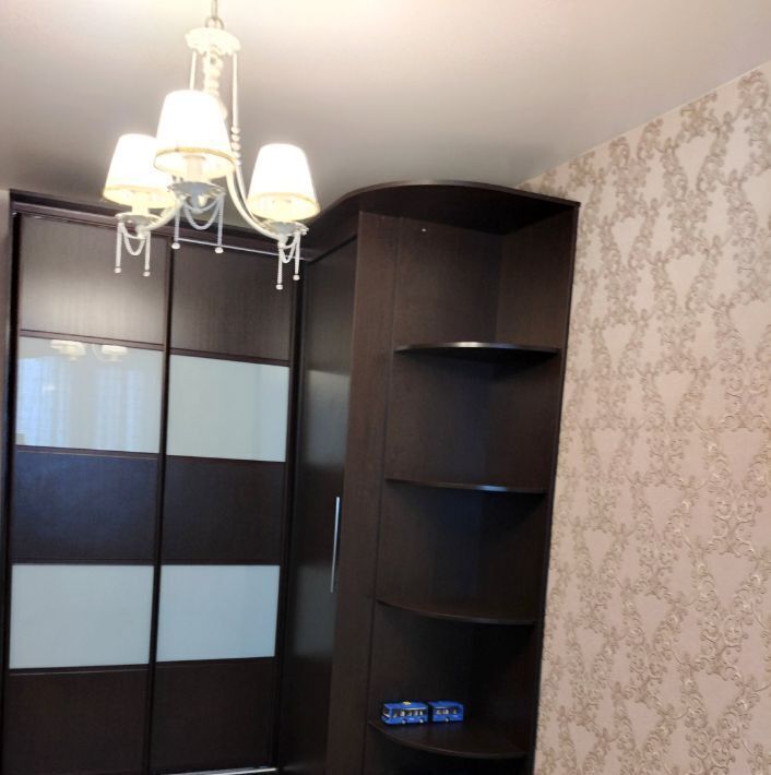 квартира г Волгоград р-н Краснооктябрьский ул им. Репина 13 фото 3