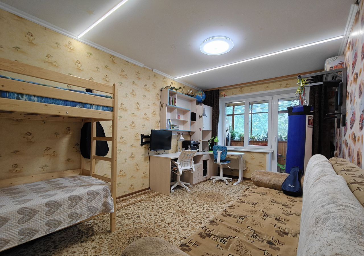 квартира г Тольятти р-н Автозаводский 19-й квартал б-р Татищева 9 фото 10