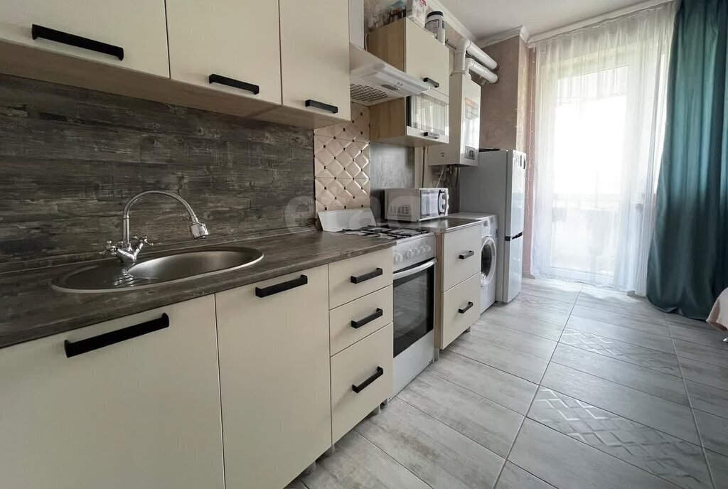 квартира г Адыгейск ул Горького 22 фото 3